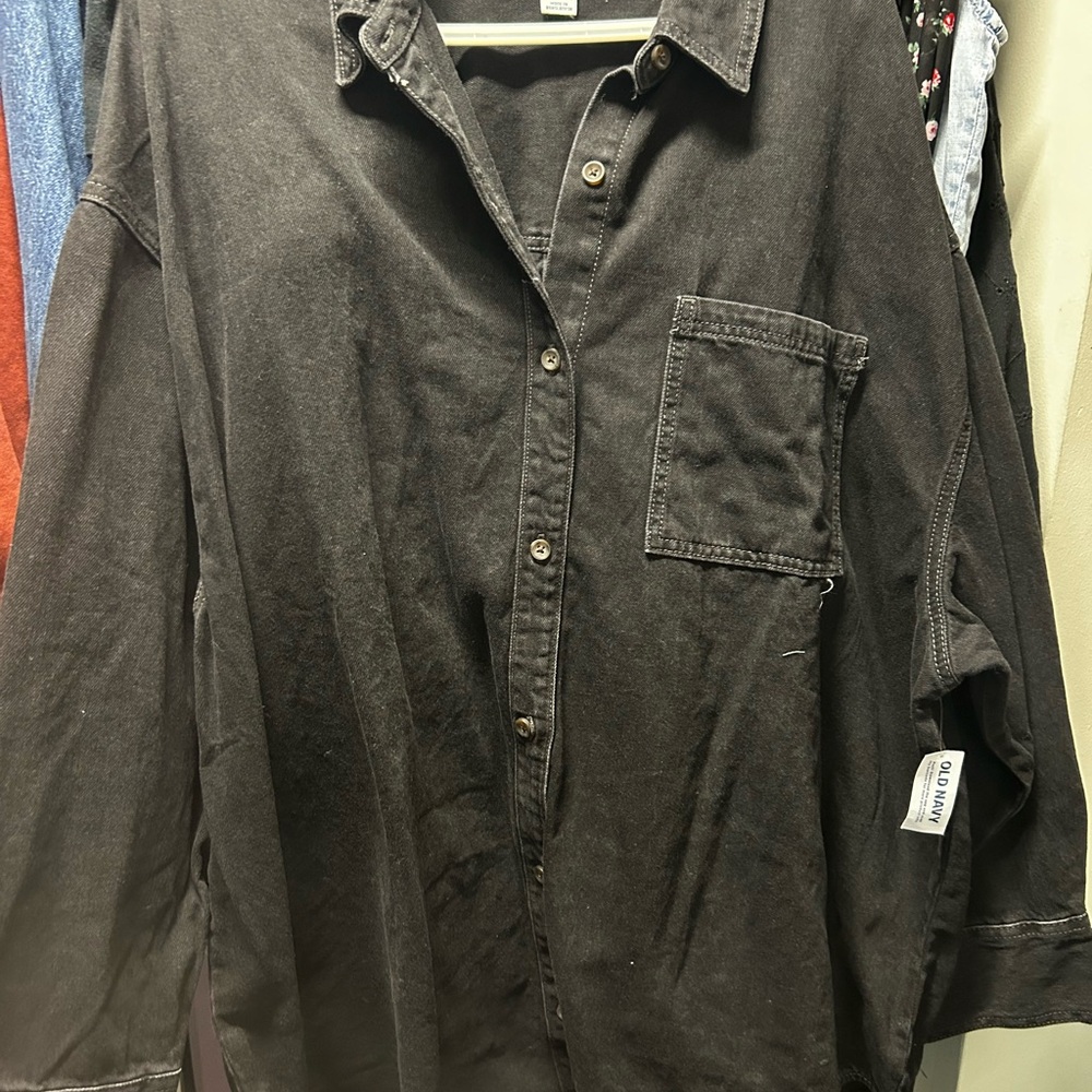 Old Navy Classic Black Shirt